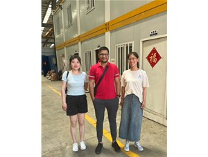 歡迎東南亞客戶來樂發工廠考察試機！